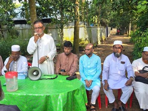 ফুলগাজীর জামমুডা গ্রামে জামায়াত মনোনীত এমপি প্রার্থী অ্যাডভোকেট এস. এম. কামাল উদ্দিনের নির্বাচনী বৈঠক ও গণসংযোগ